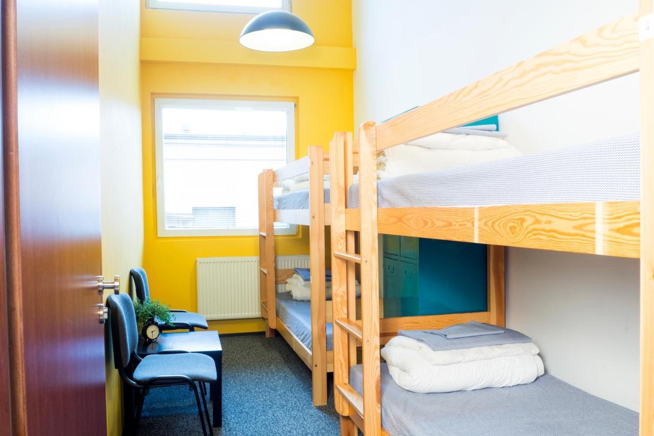 Go Hostel Rewolucji Лодзь Екстер'єр фото
